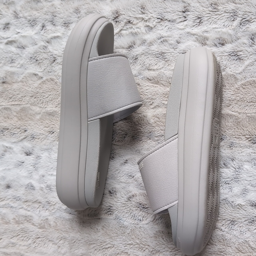 Reef Cushion Bondi Bay Fog Sandals - Picture 3 of 8